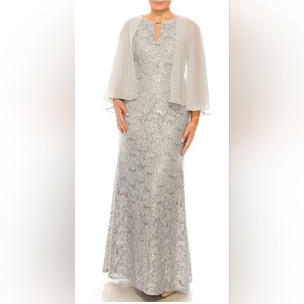 SLNY LACE CHIFFON CAPELET MERMAID GOWN NWT SIZE 8 silver